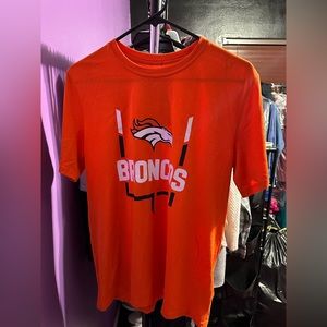 Broncos t shirt